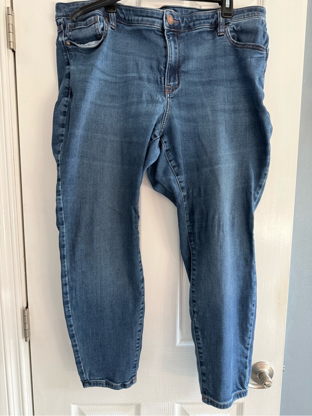 Lane Bryant Mid-Blue Cropped Stretch Skinny Jeans